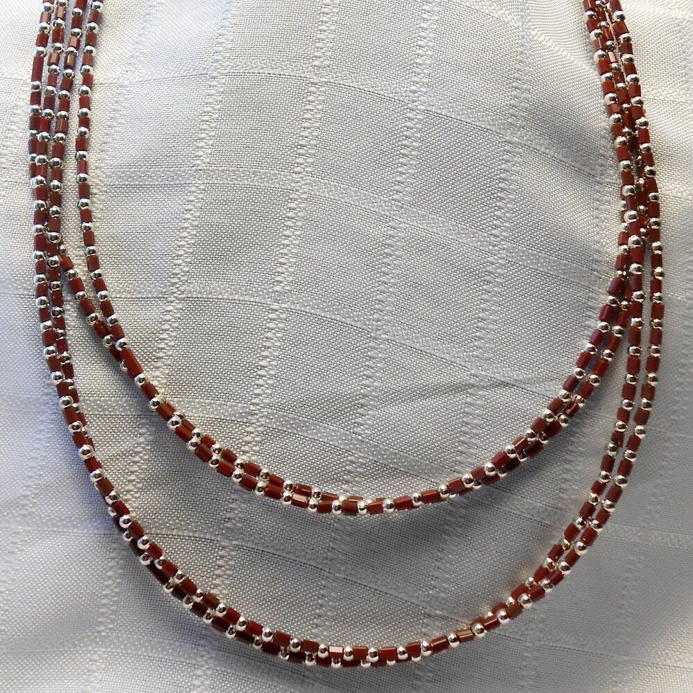 No171 Pretty handmade necklace made with Czech glass beads and earrings
